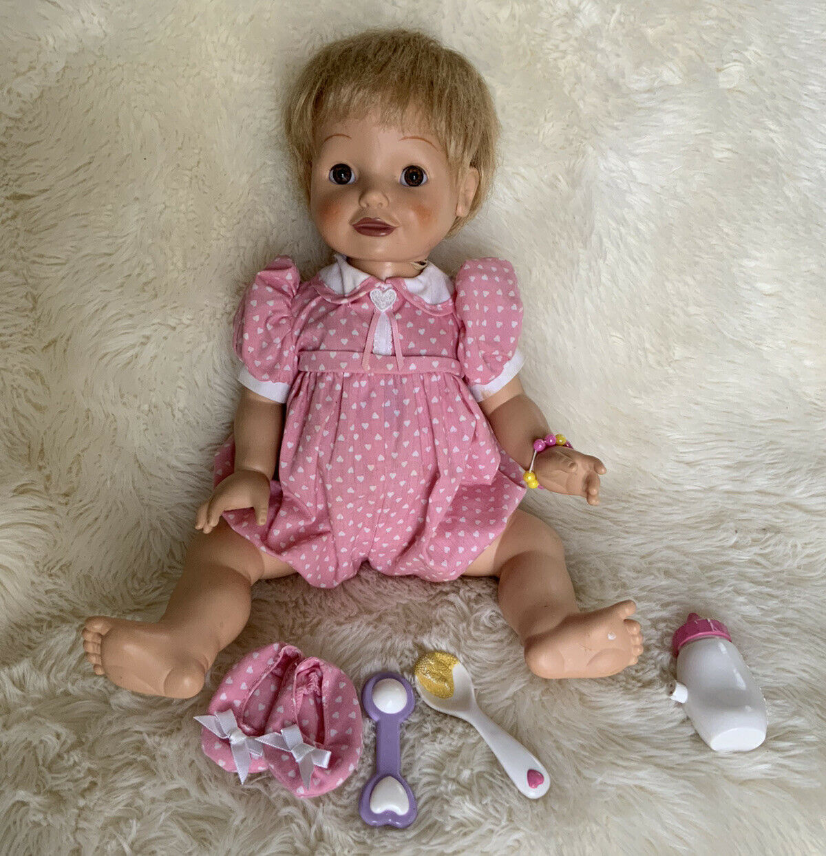 Playmates 2000 Amazing Babies Blond Interactive Doll & Accessories Working