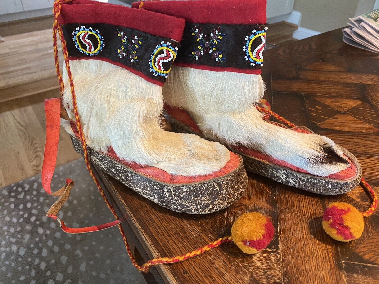 Vintage 50’s 60’s Alaska Eskimo Inuit Mukluks Native Arts Beadwork Textile