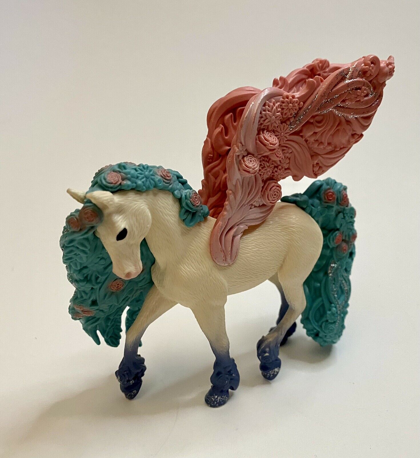 Schleich 70590 Bayala Flower Pegasus Collectible Figurine