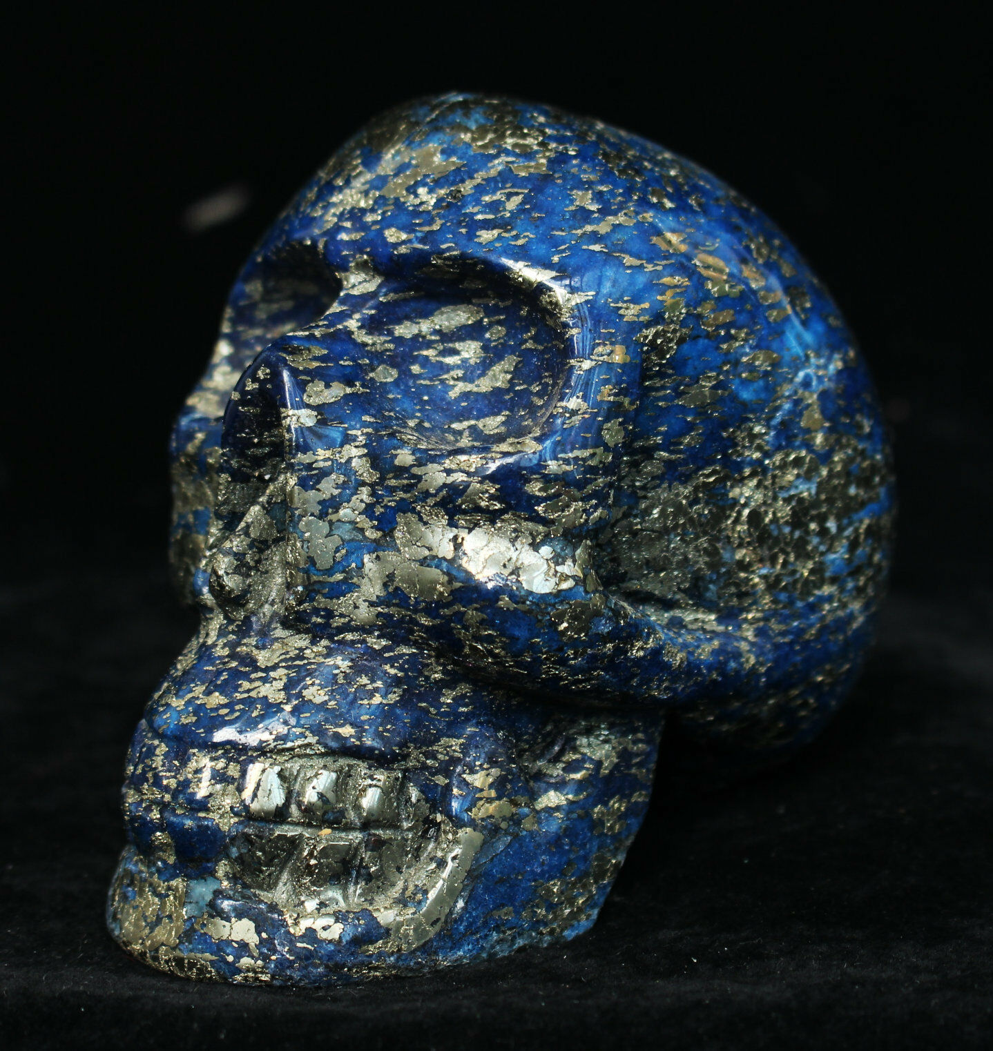 739g Surprising Natural Blue Lapis Lazuli Gem Crystal Skull Head