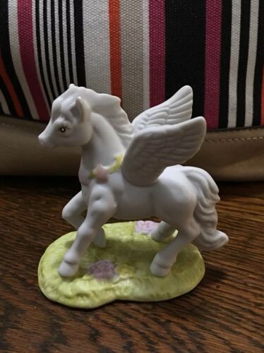 Pegasus Figurine Fantasy Series Wallace Berrie #4960 '82 Vintage & Hard To Find